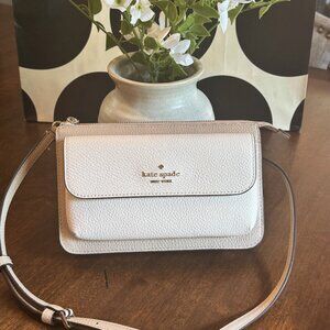 Kate Spade Leila Small Flap Crossbody in Light Sand Leather Purse K8283 $269